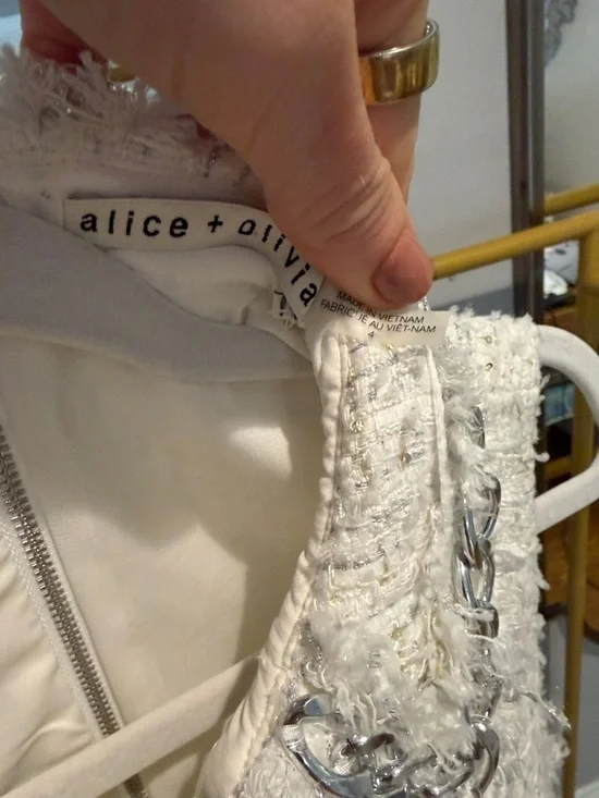 Alice + Olivia White Tweed Mini Dress with Silver Chain Trim size 4 - Picture 2 of 4